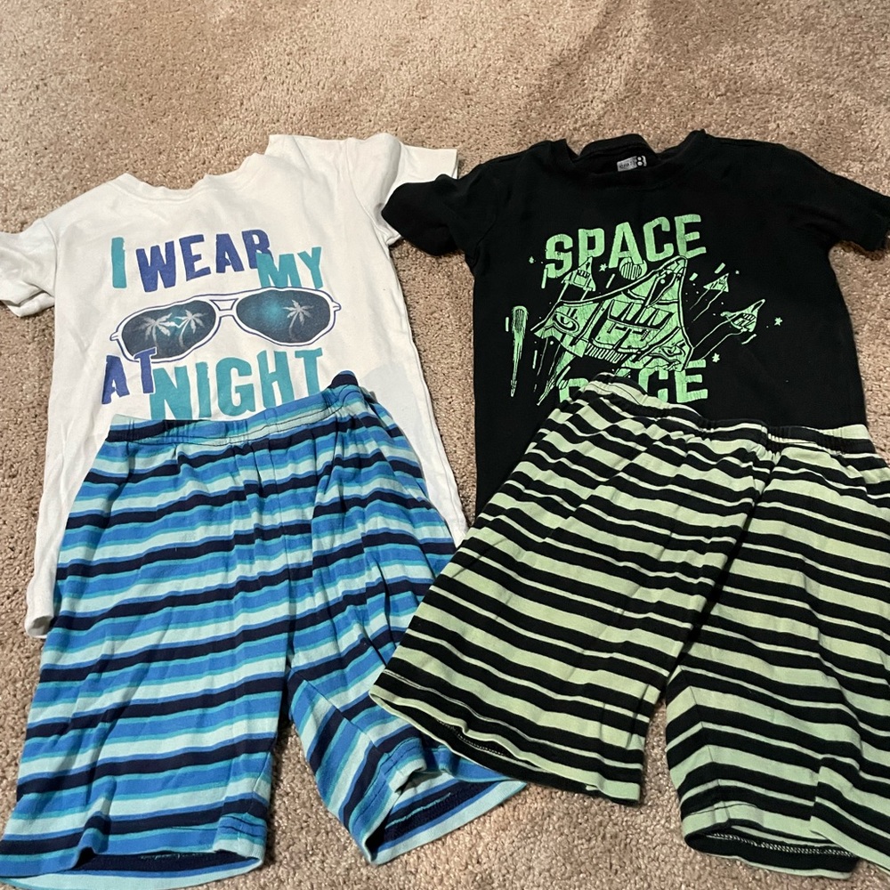 2 pairs of pajamas